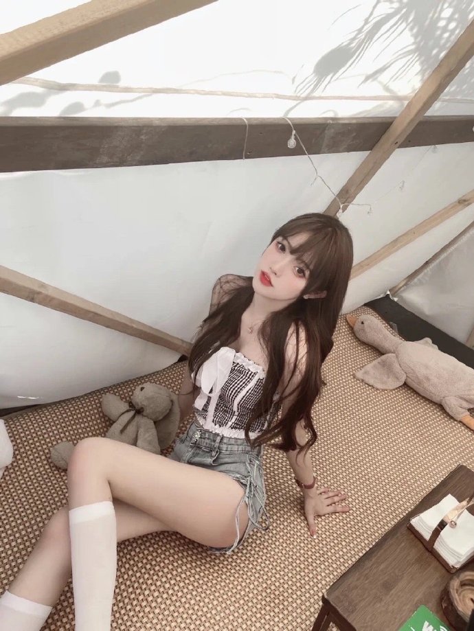 海贼王实拍版 封面